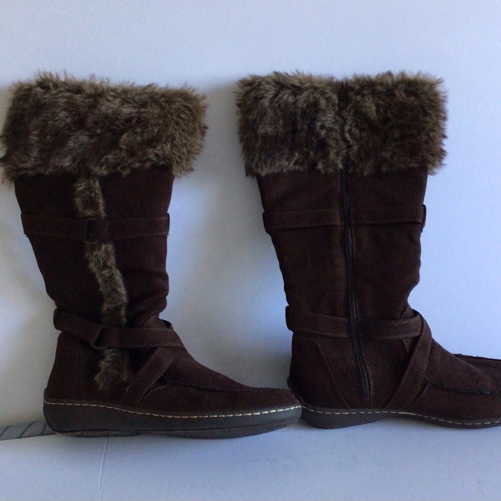 NEW American Eagle Dark Brown Suede Fur-Trimmed Boots. Size 10 - Picture 2 of 7